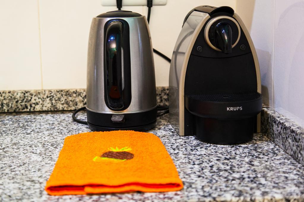 Apartamento Rosellon バルセロナ エクステリア 写真